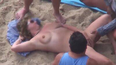 mature beach play amateur extreme - sunporno.com