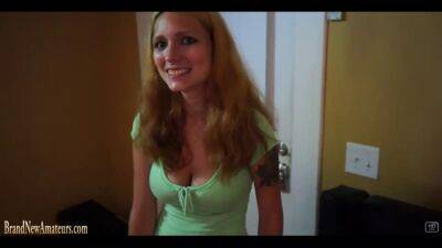 mom saggy tits - sunporno.com