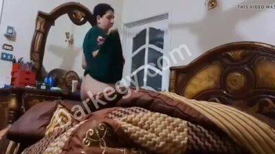 Egyptian horny chubby mature show - sunporno.com - Egypt