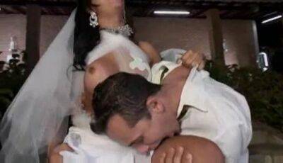 Bride Alessandra Ribeiro in mutual action - tubous.com