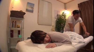 Office Lady's Squirting by Therapist Massage Part3 - sunporno.com - Japan