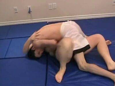 2 vs. 1 Submission Wrestling - sunporno.com