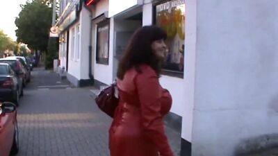 German BBW Receives a bukkake of piss from strangers - sunporno.com - Germany